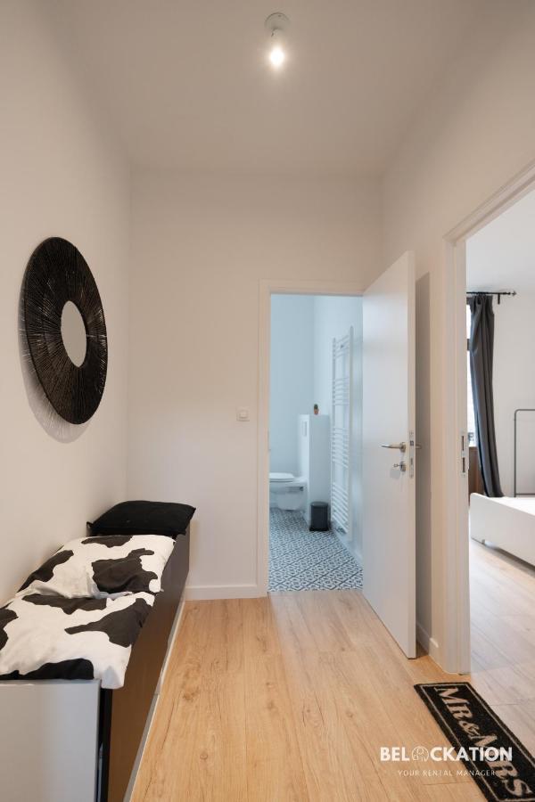 Maison Spacieuse De 6 Chambres Proche Gare Midi Brussel Bagian luar foto